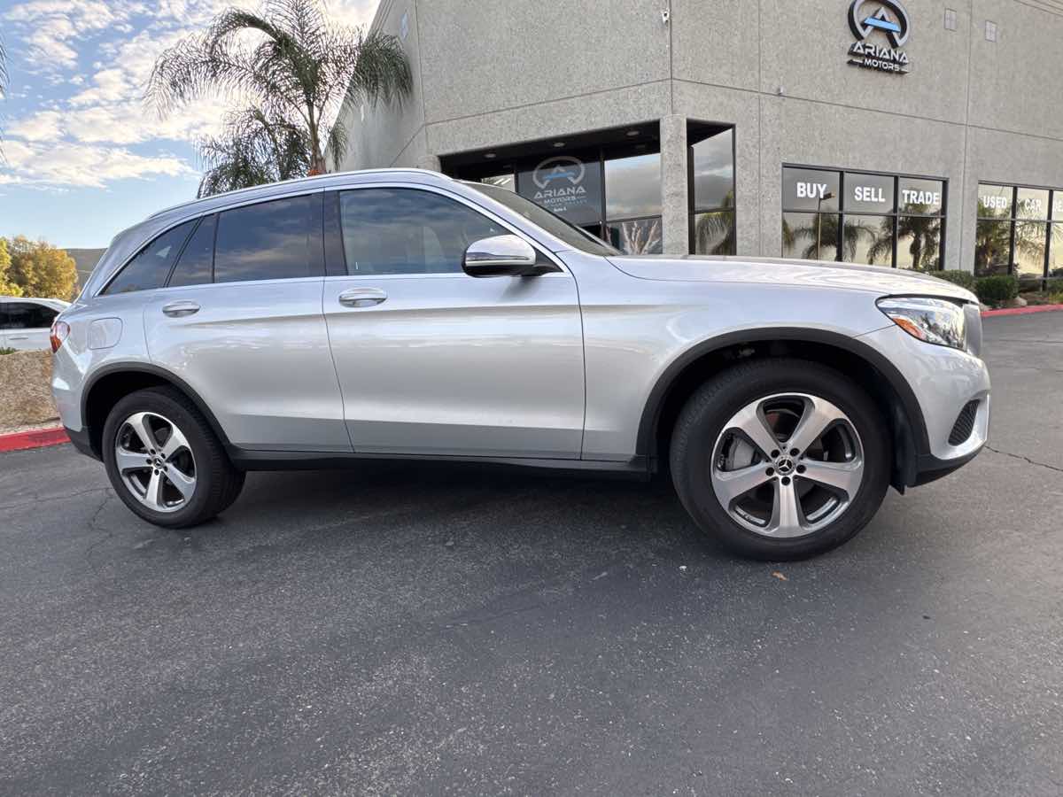 2019 Mercedes Benz GLC 300 photo 8
