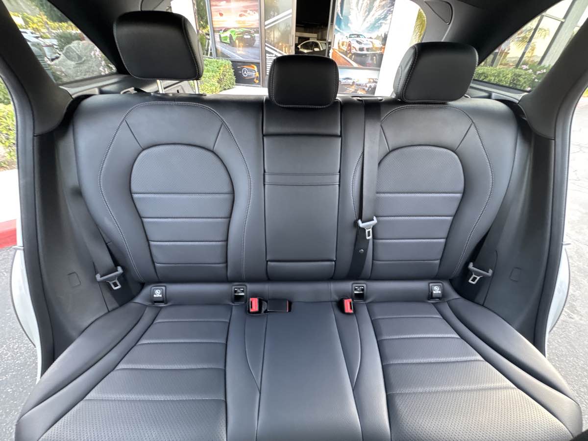 2019 Mercedes Benz GLC 300 photo 19