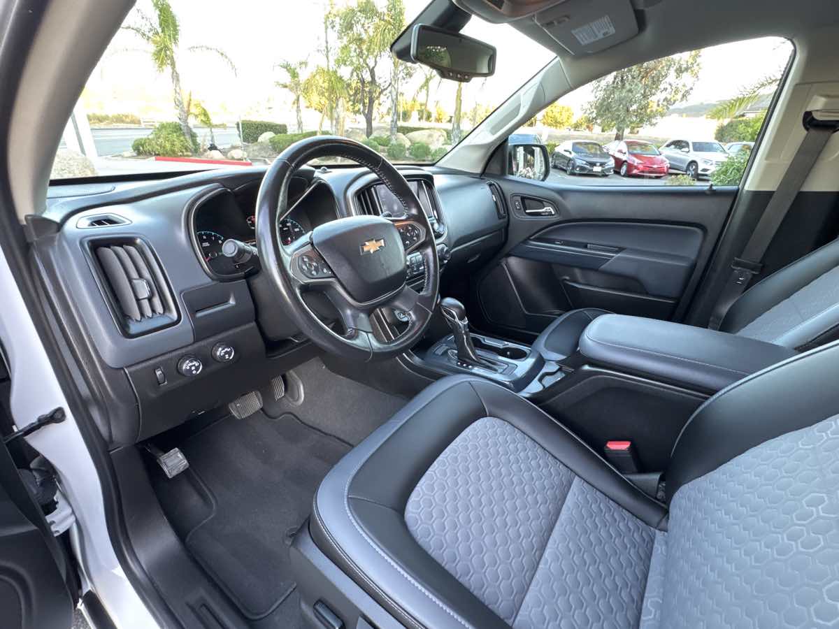 2022 Chevrolet Colorado Z71 photo 22