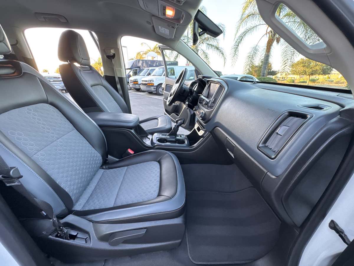 2022 Chevrolet Colorado Z71 photo 24