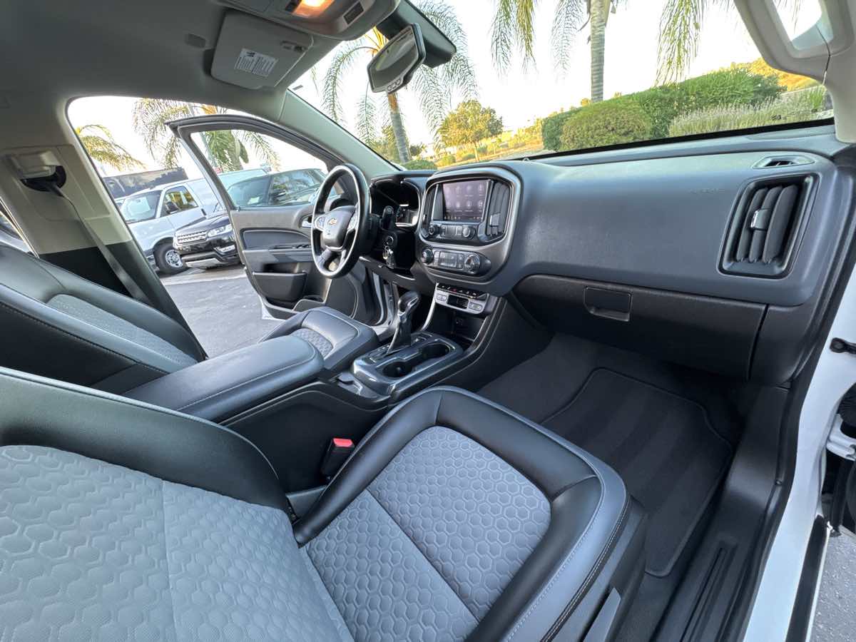 2022 Chevrolet Colorado Z71 photo 25