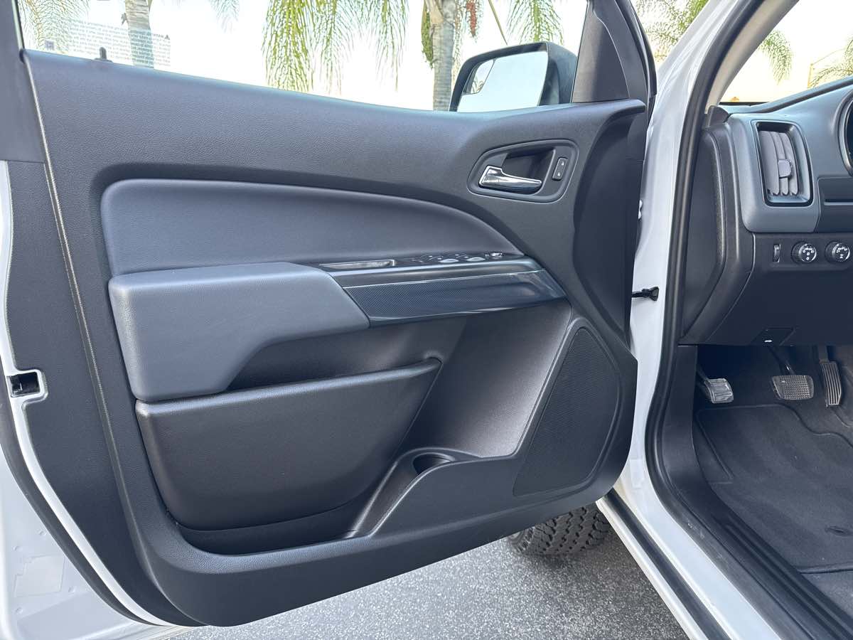 2022 Chevrolet Colorado Z71 photo 38