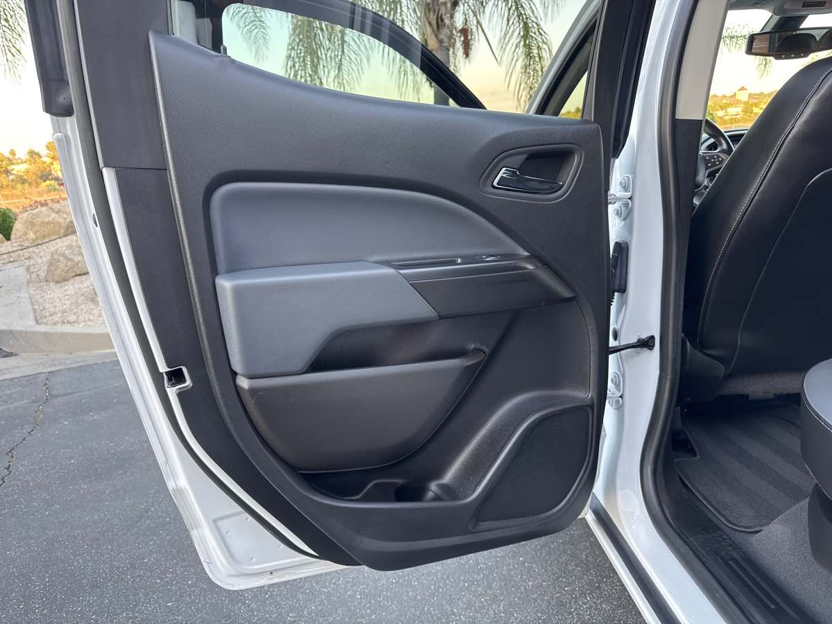 2022 Chevrolet Colorado Z71 photo 39