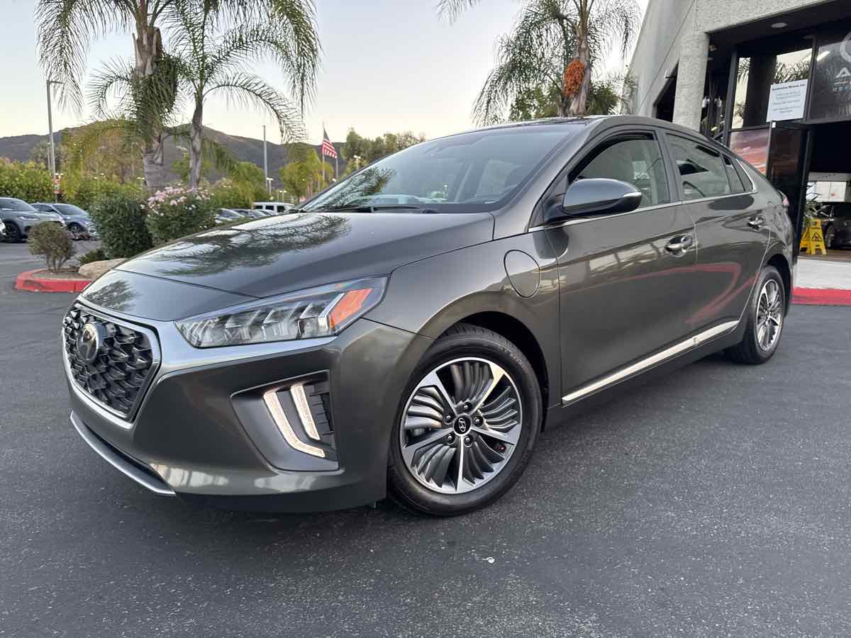 2021 Hyundai Ioniq Plug-In Hybrid SEL photo 15