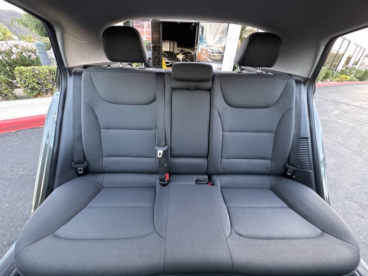 2021 Hyundai Ioniq Plug-In Hybrid SEL photo 25