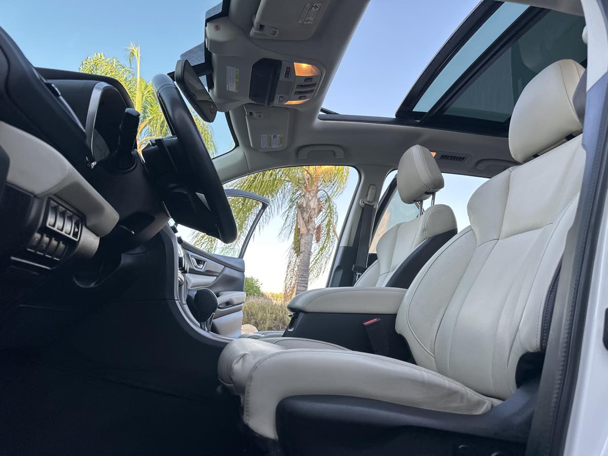 2022 Subaru Ascent Limited photo 19