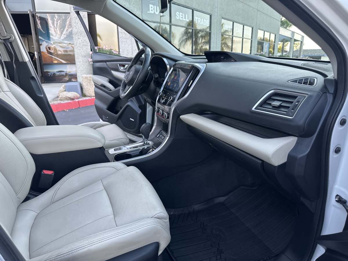 2022 Subaru Ascent Limited photo 24