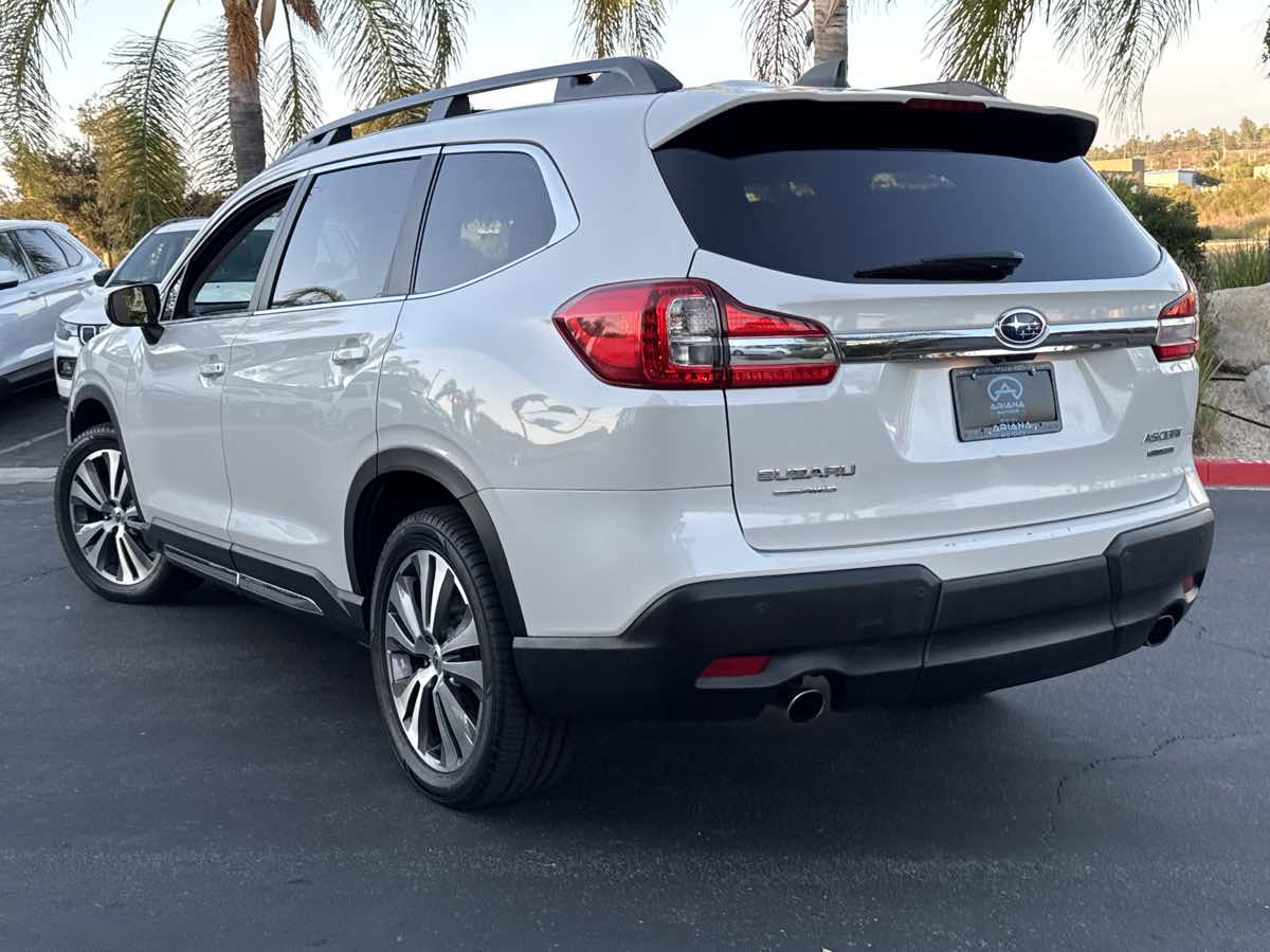 2022 Subaru Ascent Limited photo 8