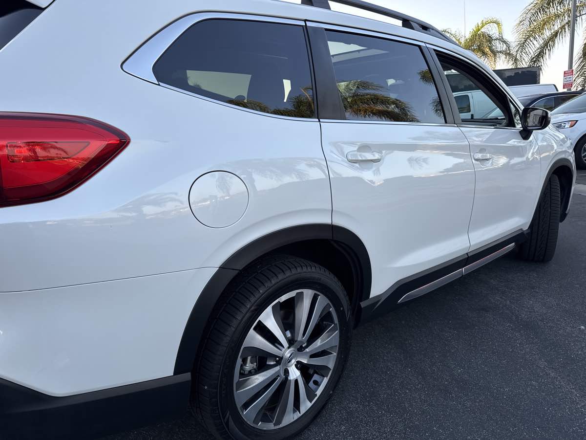 2022 Subaru Ascent Limited photo 9