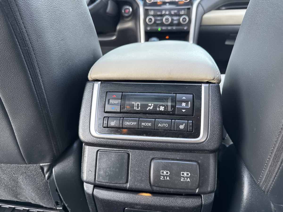 2022 Subaru Ascent Limited photo 46