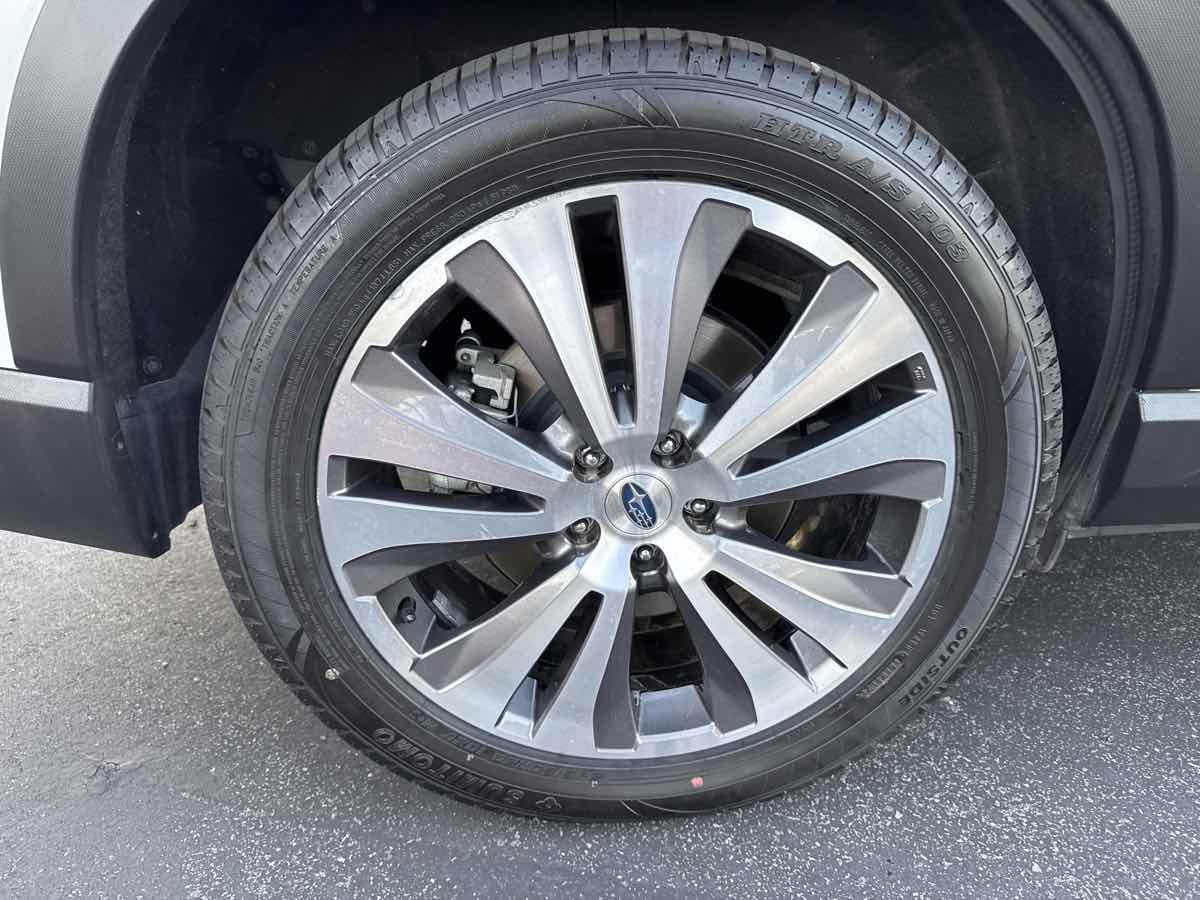 2022 Subaru Ascent Limited photo 61