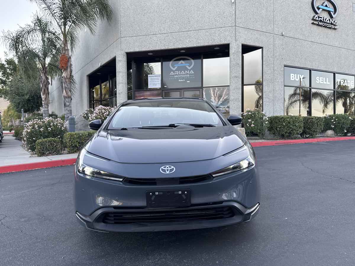 2024 Toyota Prius LE photo 19