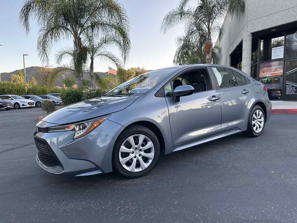 2022 Toyota Corolla LE photo 7