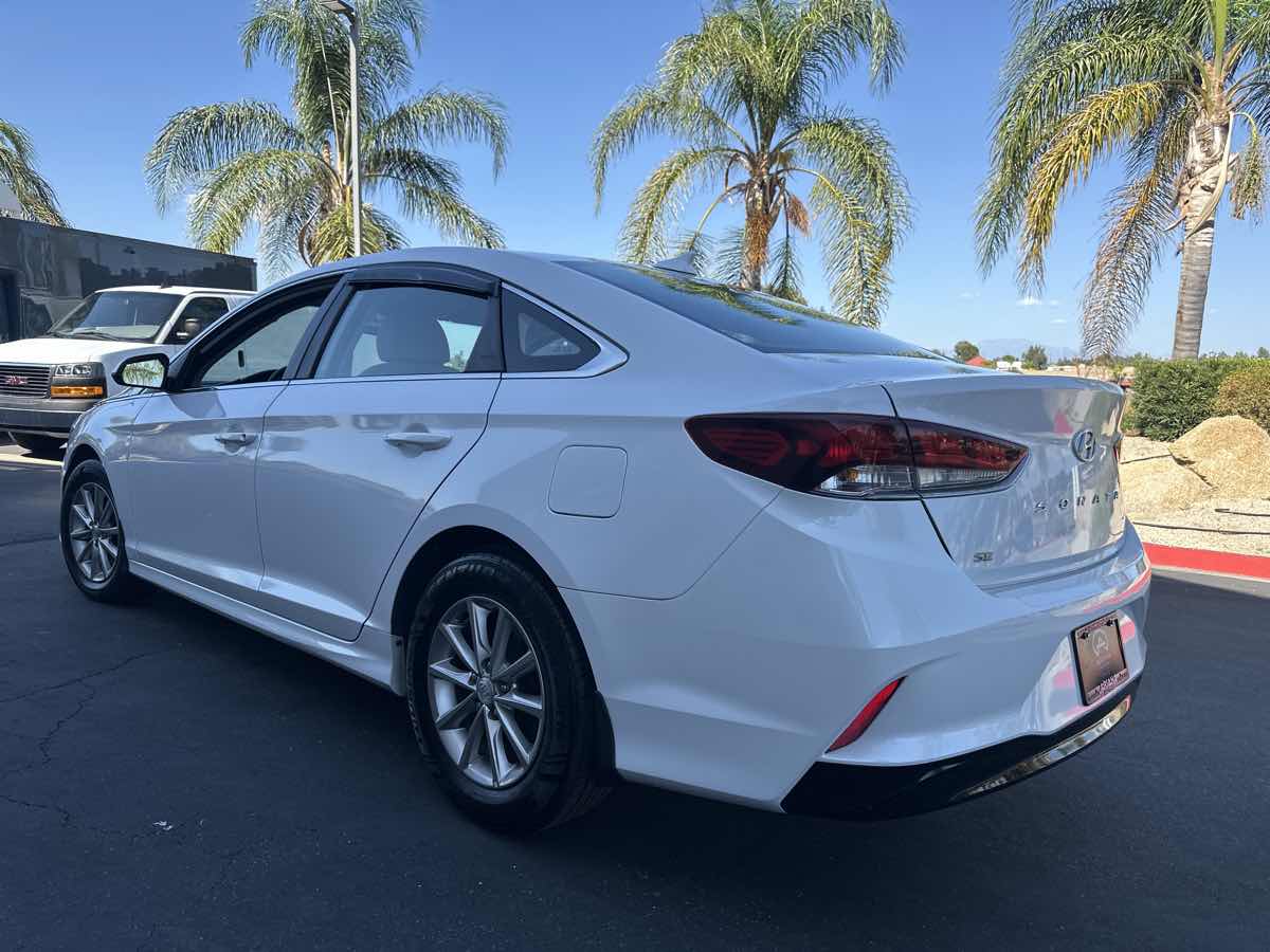 2018 Hyundai Sonata SE photo 4