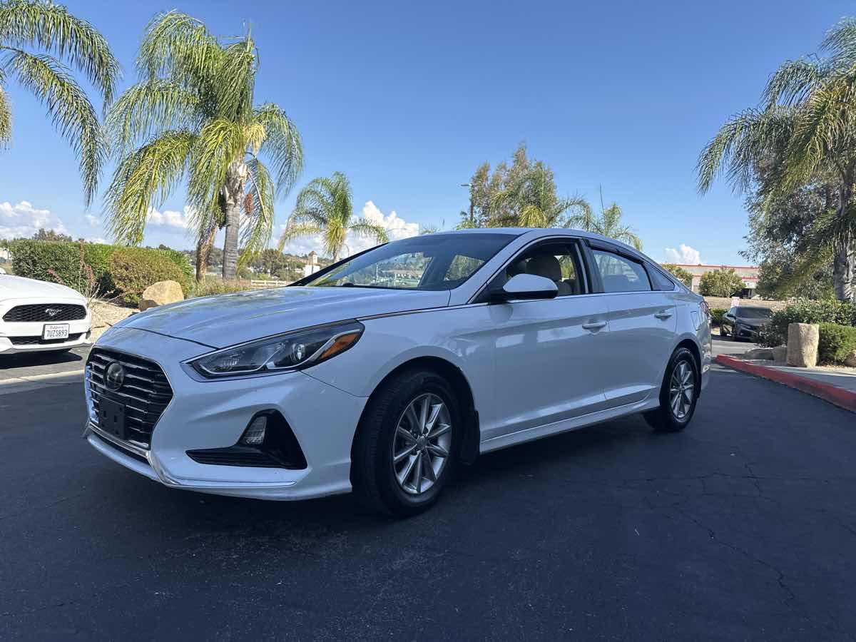 2018 Hyundai Sonata SE photo 12