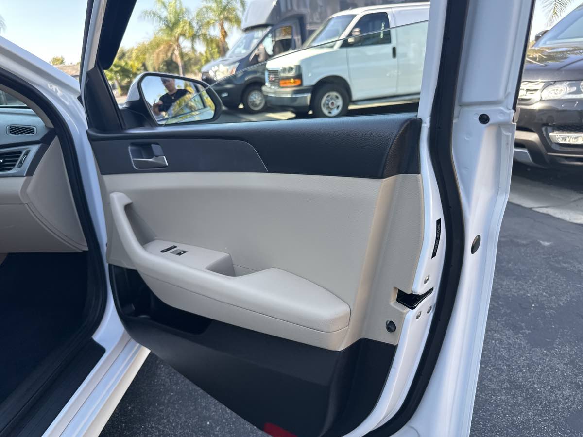 2018 Hyundai Sonata SE photo 19
