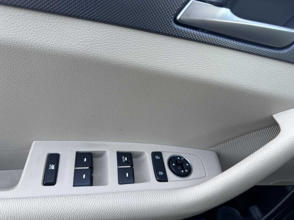 2018 Hyundai Sonata SE photo 29