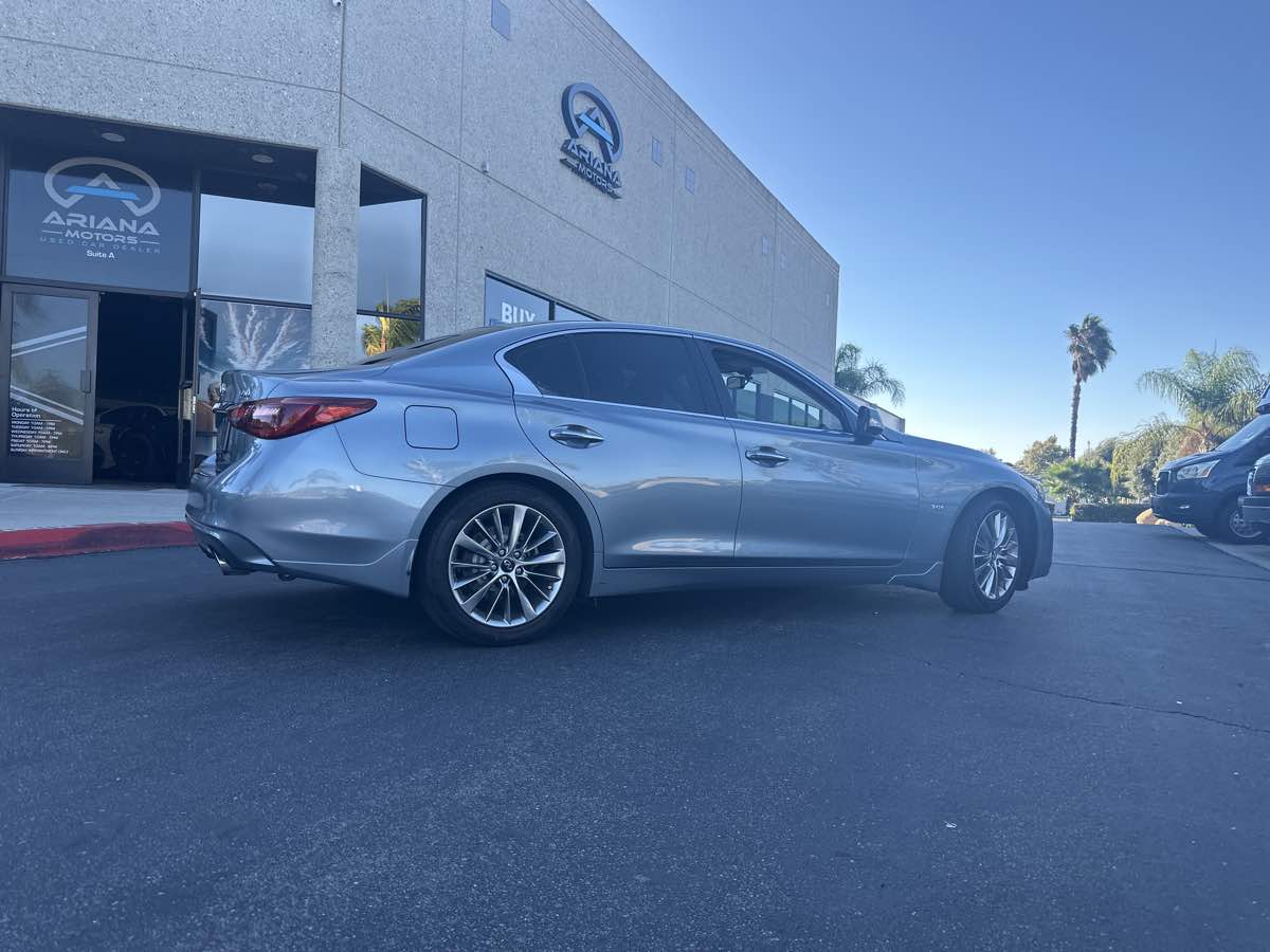 2018 Infiniti Q50 3.0t LUXE photo 8