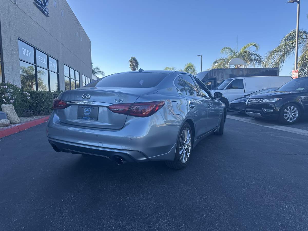 2018 Infiniti Q50 3.0t LUXE photo 10