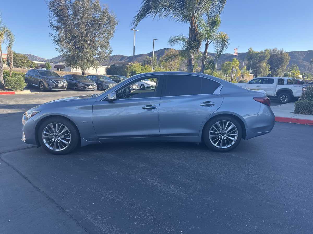 2018 Infiniti Q50 3.0t LUXE photo 14