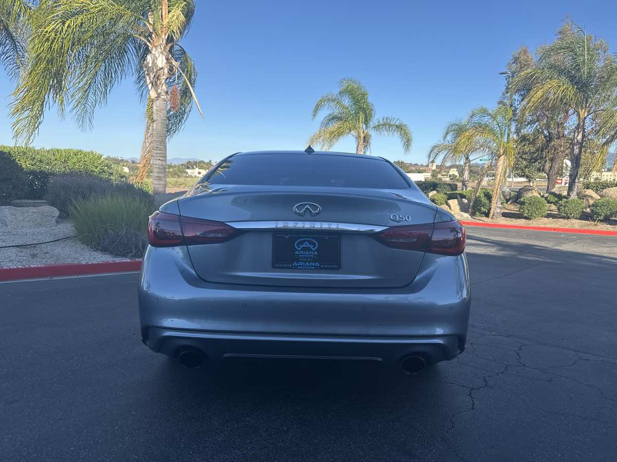 2018 Infiniti Q50 3.0t LUXE photo 18