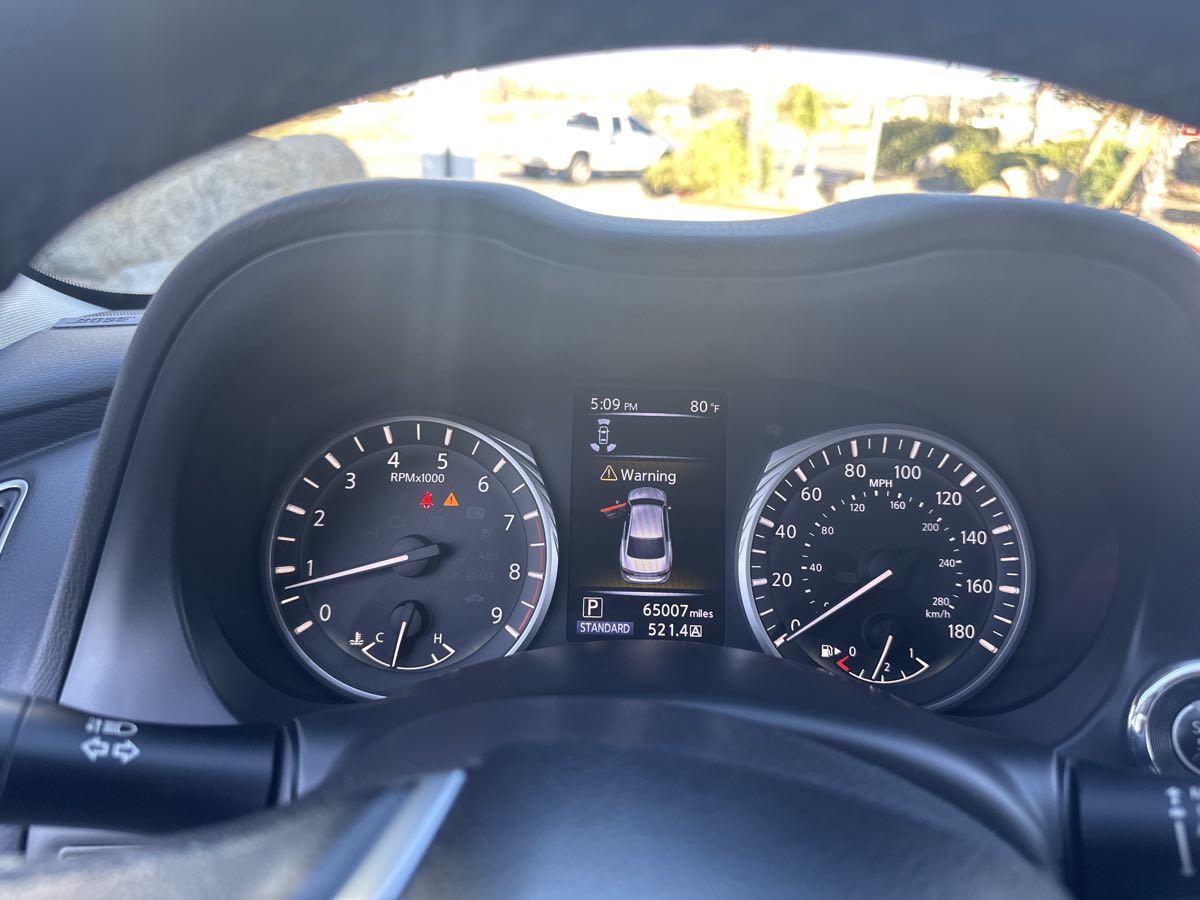 2018 Infiniti Q50 3.0t LUXE photo 21