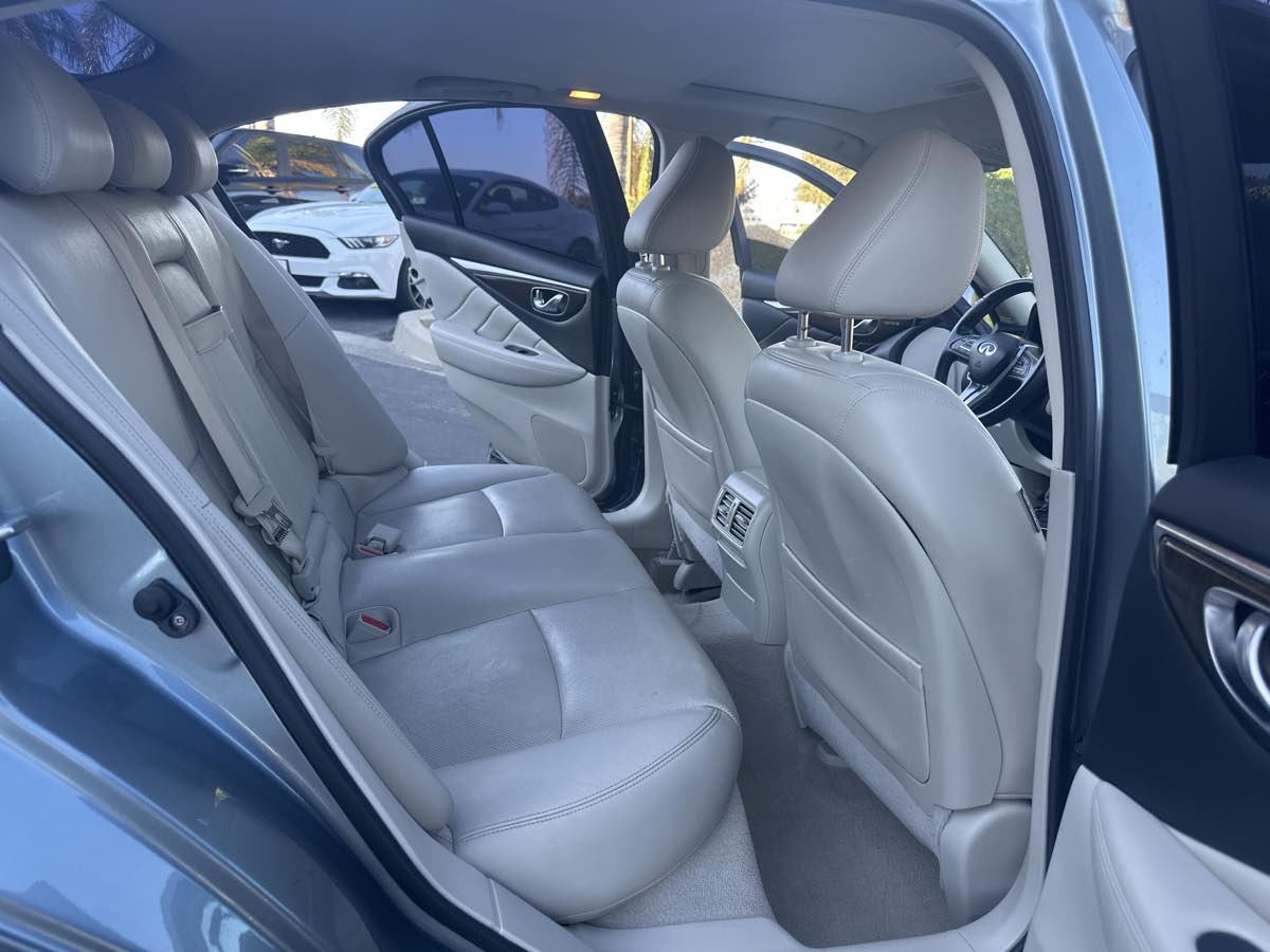 2018 Infiniti Q50 3.0t LUXE photo 26