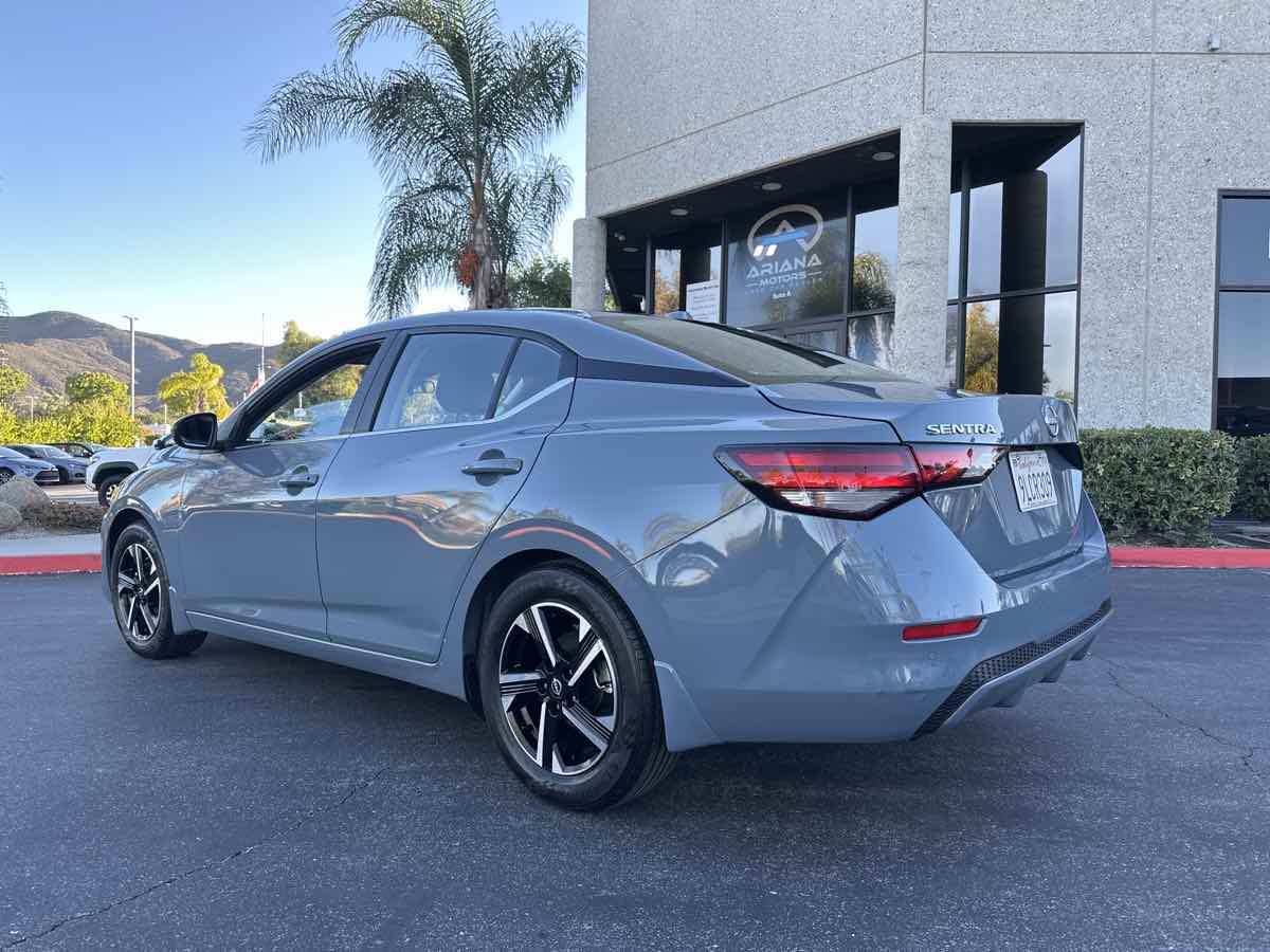 2024 Nissan Sentra SV photo 5