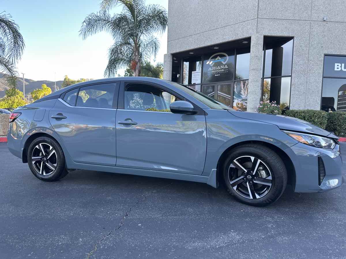 2024 Nissan Sentra SV photo 13