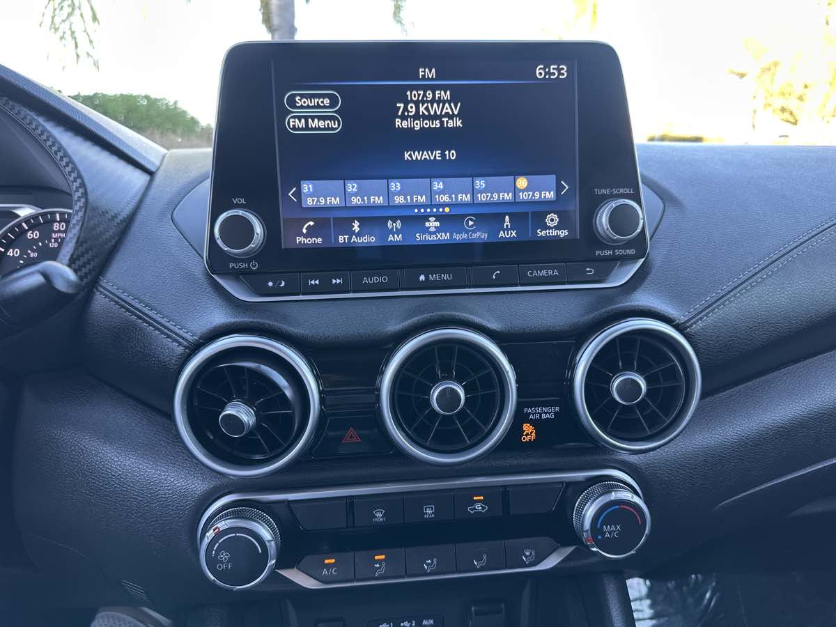 2024 Nissan Sentra SV photo 21