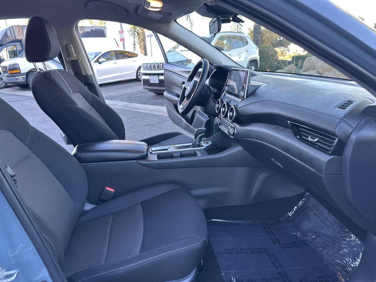 2024 Nissan Sentra SV photo 27
