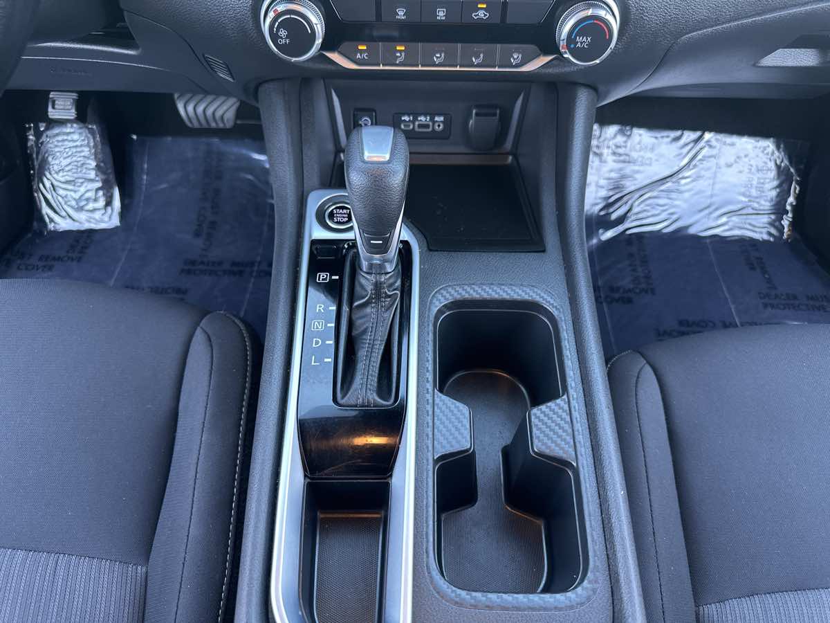2024 Nissan Sentra SV photo 30
