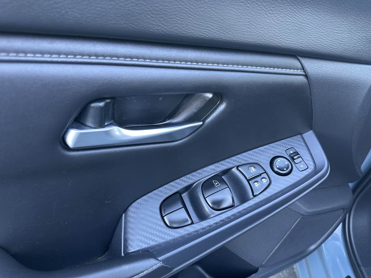 2024 Nissan Sentra SV photo 35