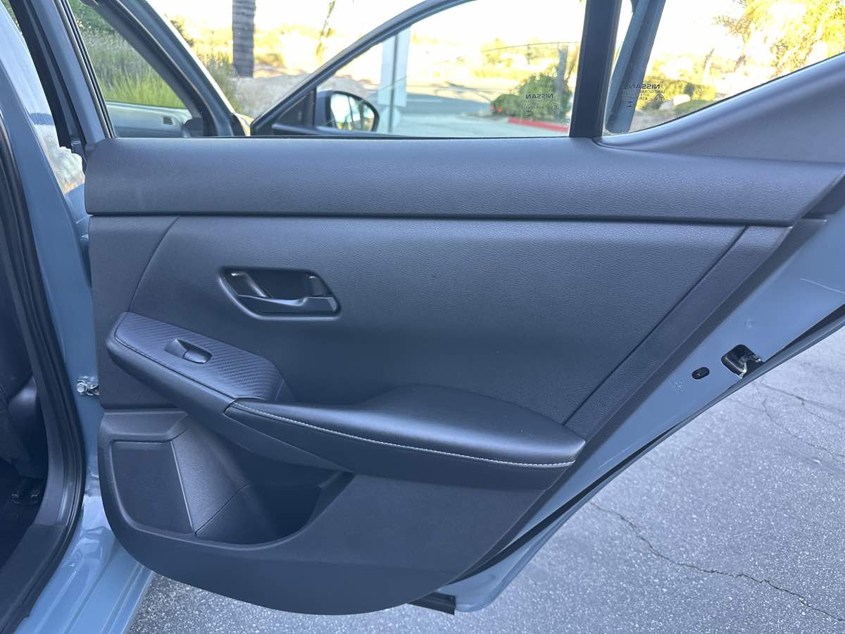 2024 Nissan Sentra SV photo 38