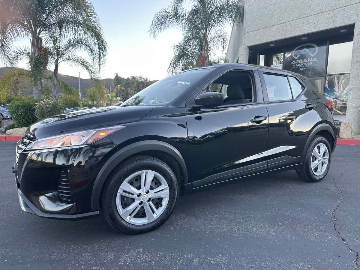 2021 Nissan Kicks S photo 15