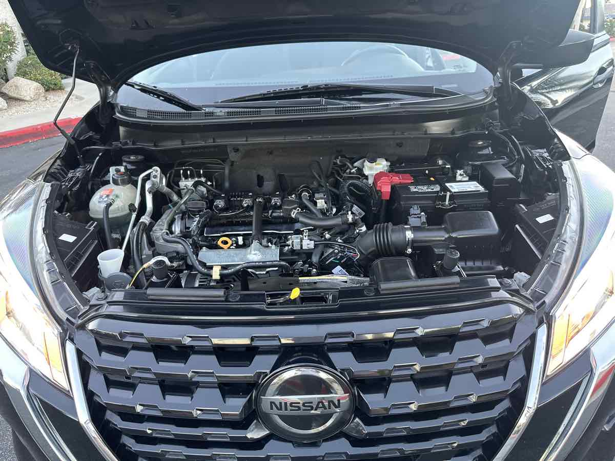 2021 Nissan Kicks S photo 37
