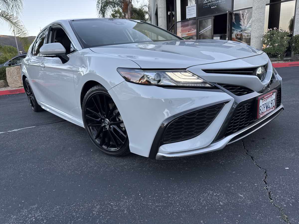 2022 Toyota Camry XSE V6 photo 16