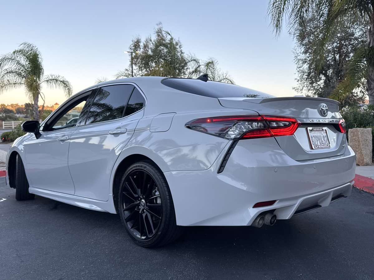 2022 Toyota Camry XSE V6 photo 2