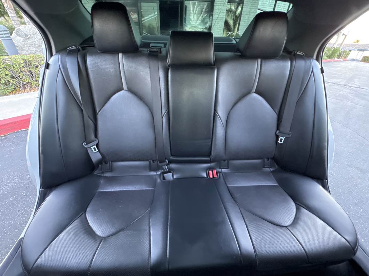 2022 Toyota Camry XSE V6 photo 14
