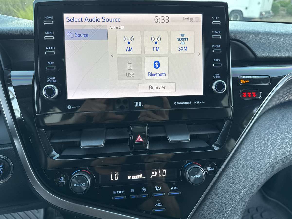 2022 Toyota Camry XSE V6 photo 23