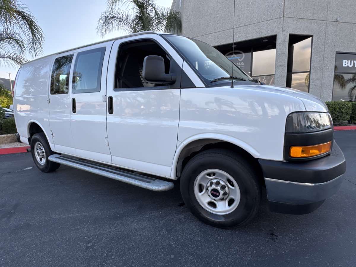 2023 Gmc Savana 2500 Cargo photo 5