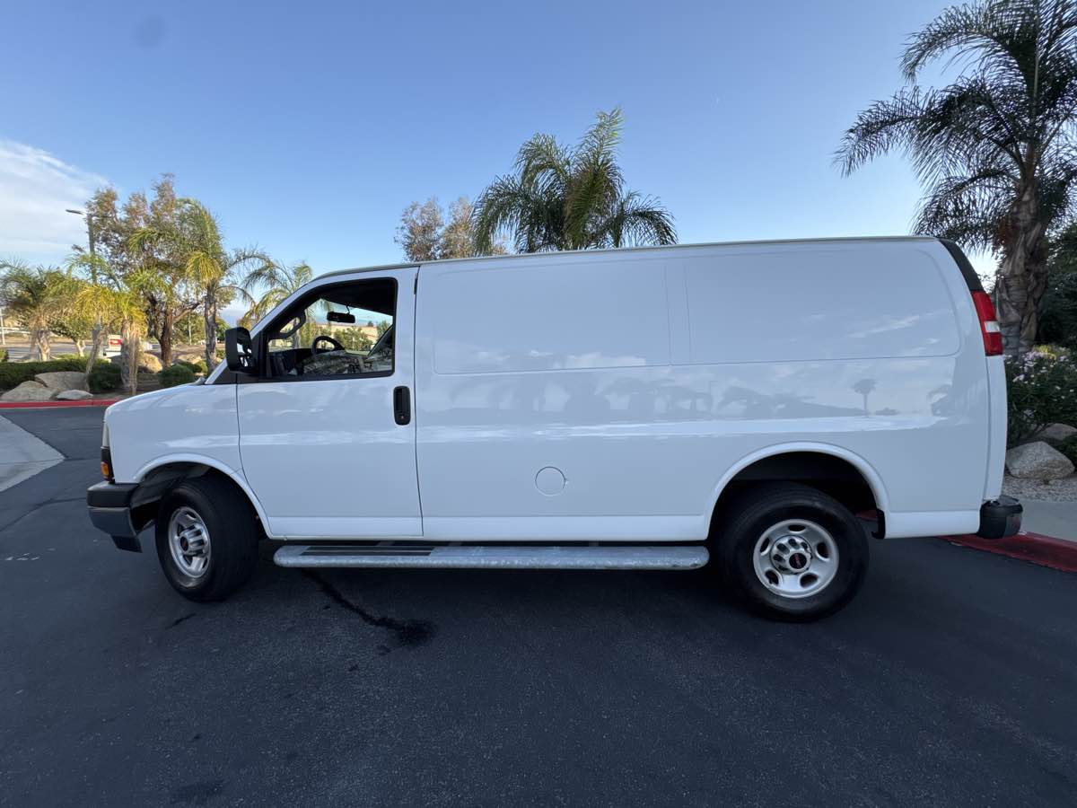 2023 Gmc Savana 2500 Cargo photo 12