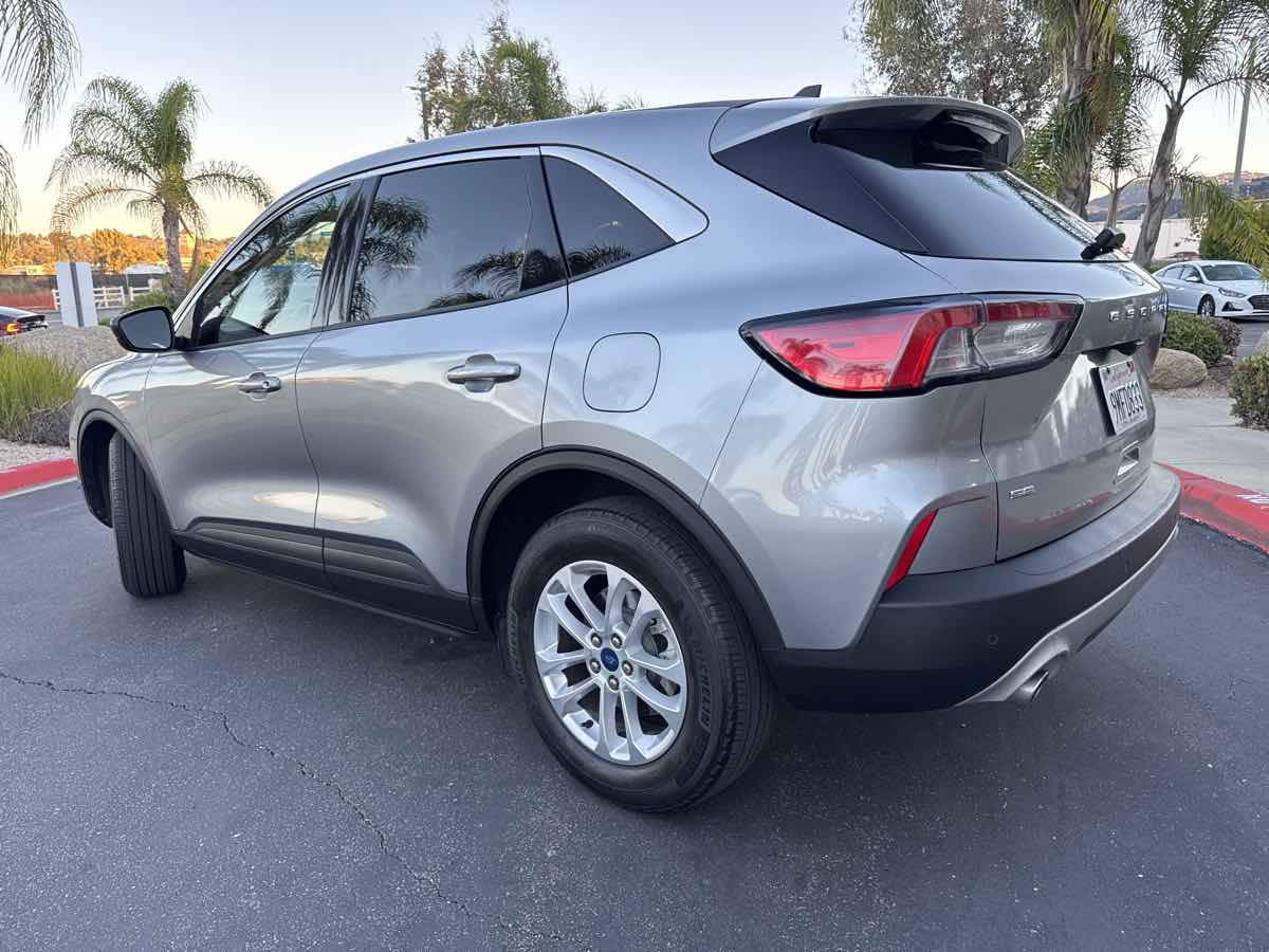 2022 Ford Escape SE - Photo 5