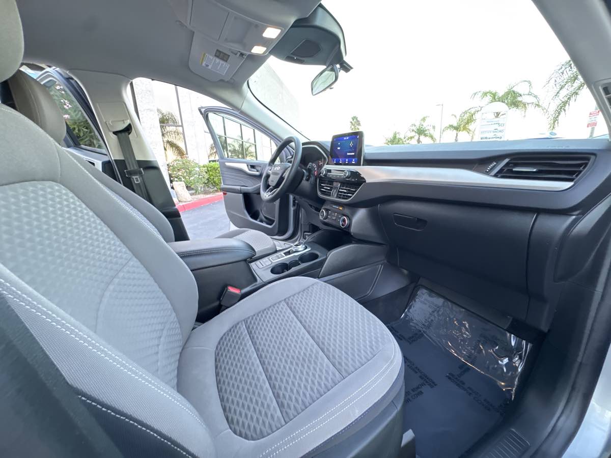 2022 Ford Escape SE - Photo 20