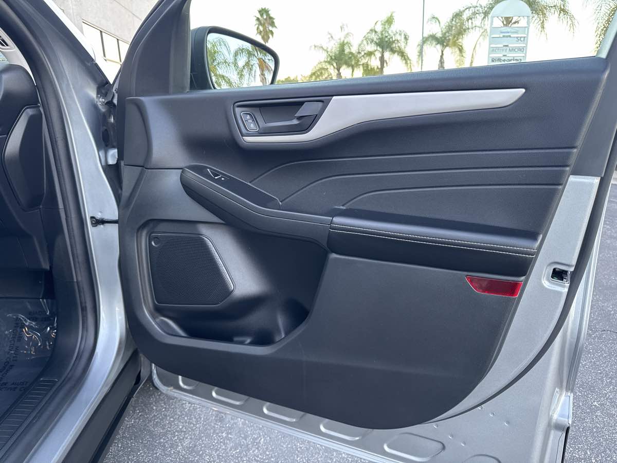 2022 Ford Escape SE - Photo 32