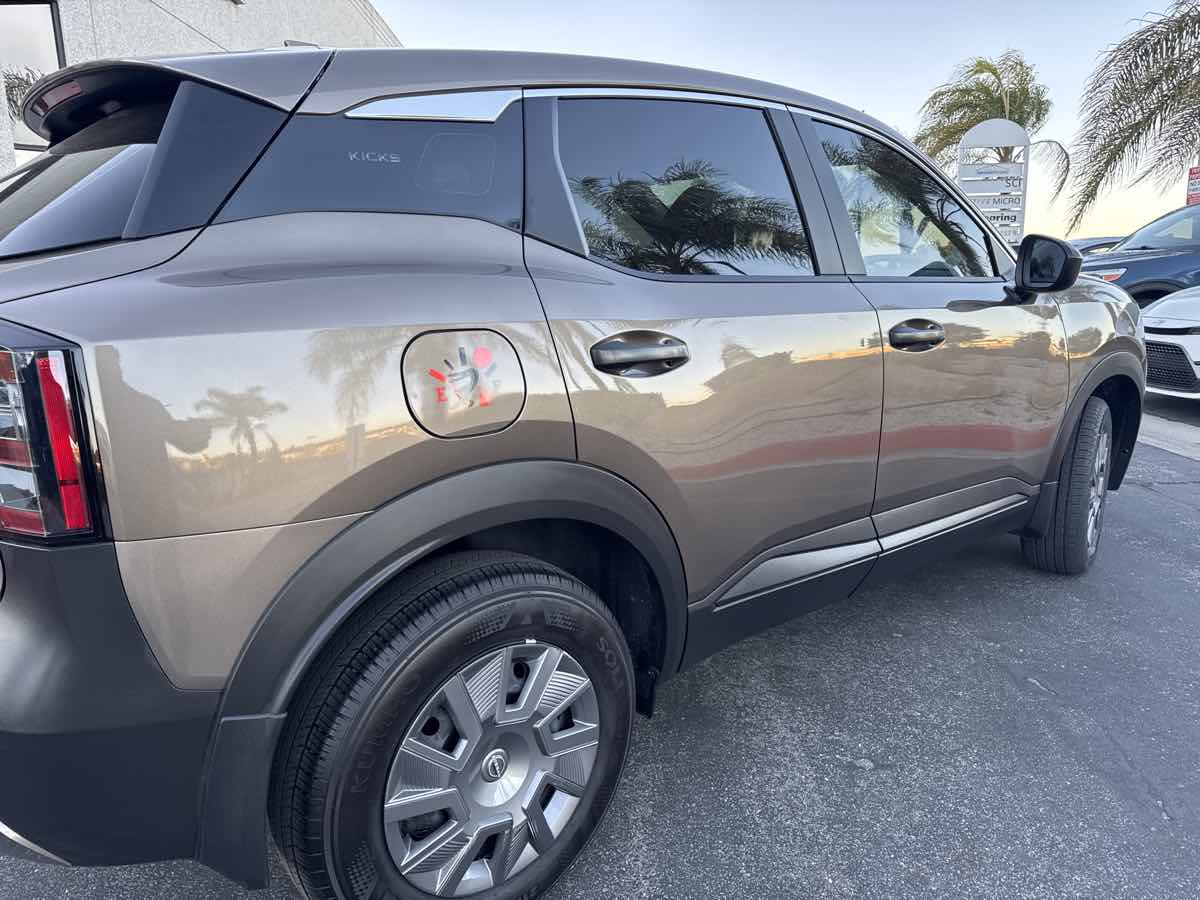 2025 Nissan Kicks S - Photo 13