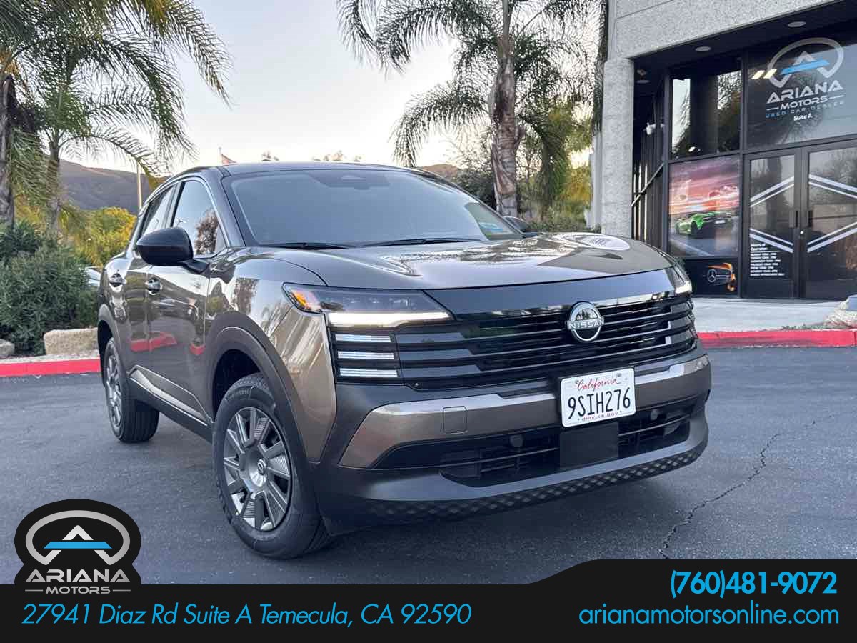 2025 Nissan Kicks 2.0 S's photo