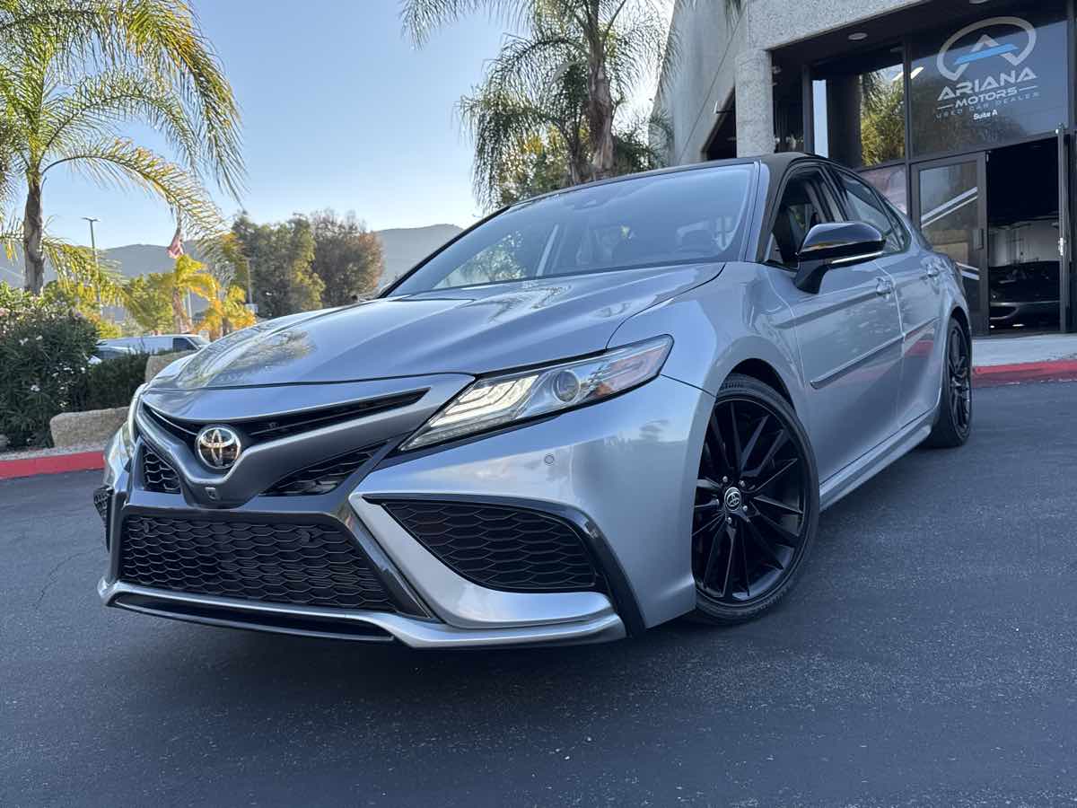 2021 Toyota Camry XSE V6 SE photo 2