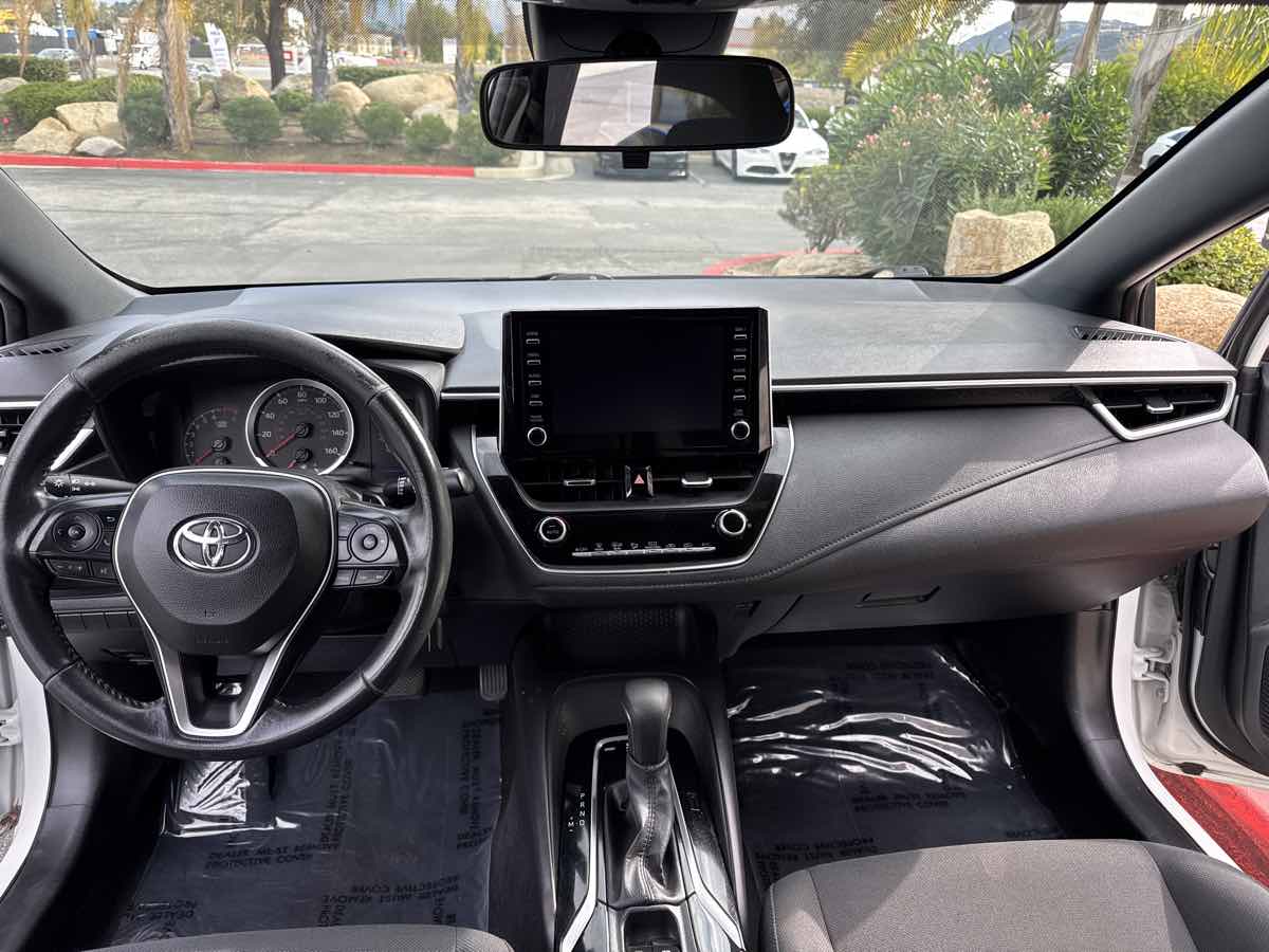 2020 Toyota Corolla SE photo 3