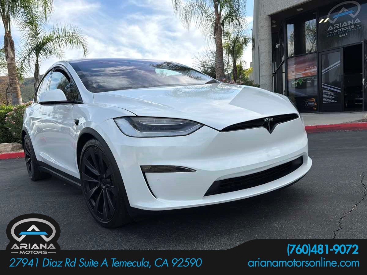 2023 Tesla Model X Long Range's photo